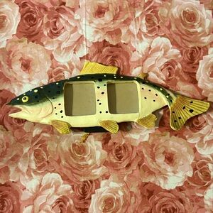 Fish-Shaped Photo Frame with Yellow and Black Accents